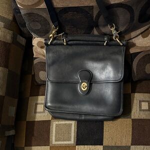 Classic Black. Bag